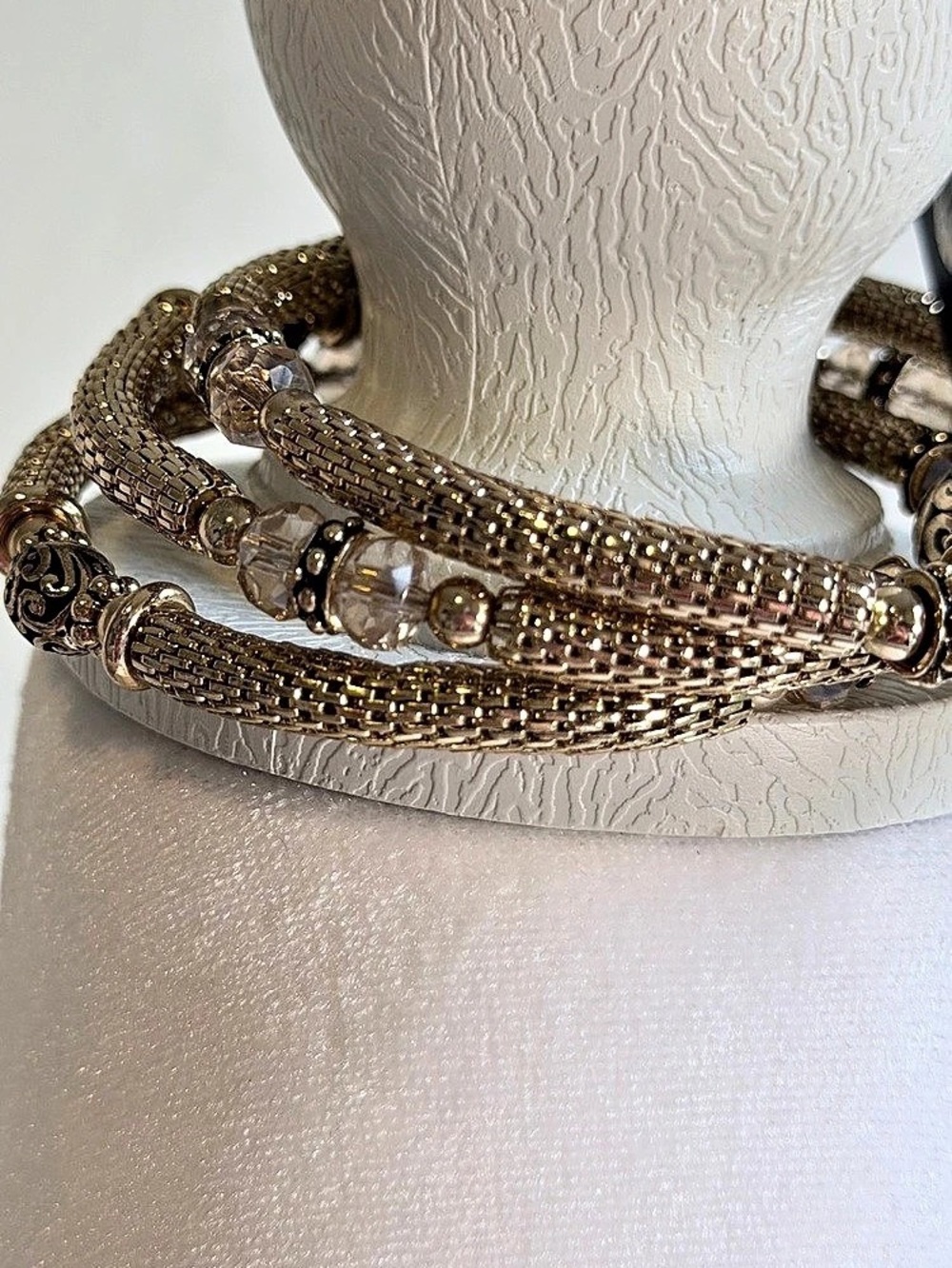 Kendra Scott Gold-Tone Charm Bracelet Like New